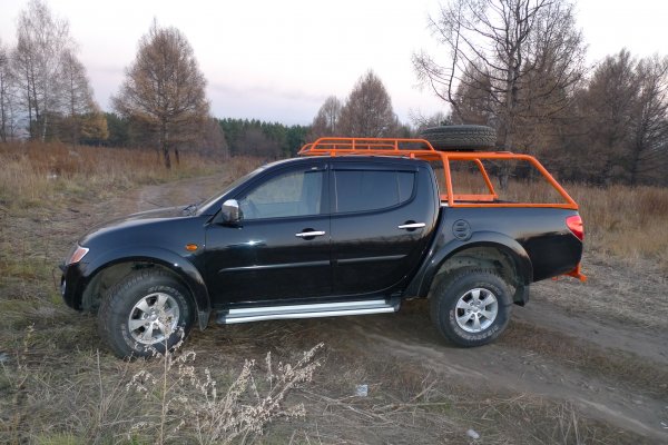 Mitsubishi L200 дуга - готово