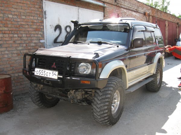 бампер ARB на Pajero