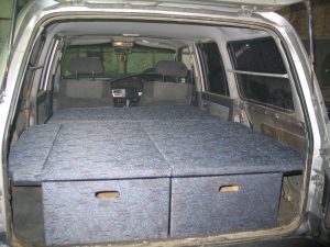 Toyota Land Cruiser 80 спальник