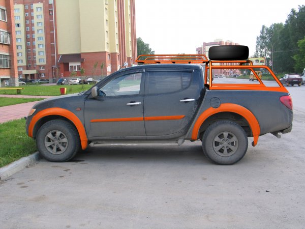 Mitsubishi L200 дуга - фотошоп