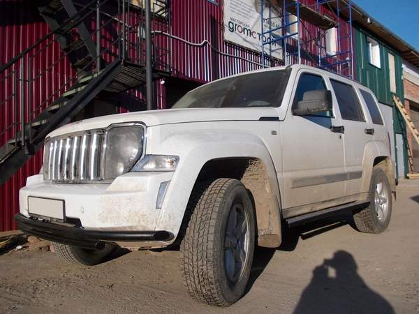 Jeep Cherokee – защита бамперов, силовые подножки